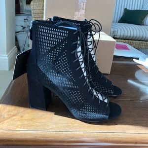 Lace up heels with detailing